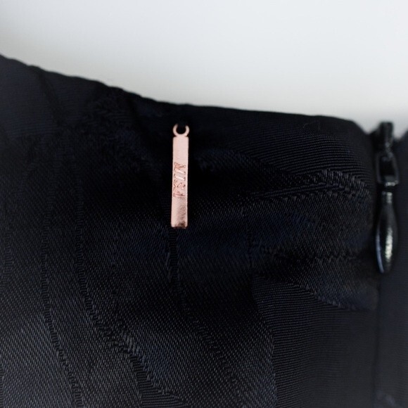 Misa Los Angeles Charlize Mini Dress Black Size 6 - Picture 16 of 16